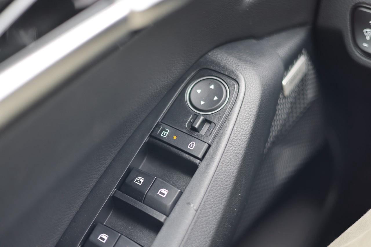 2026 Kia Seltos SX AWD w/Black Interior Photo