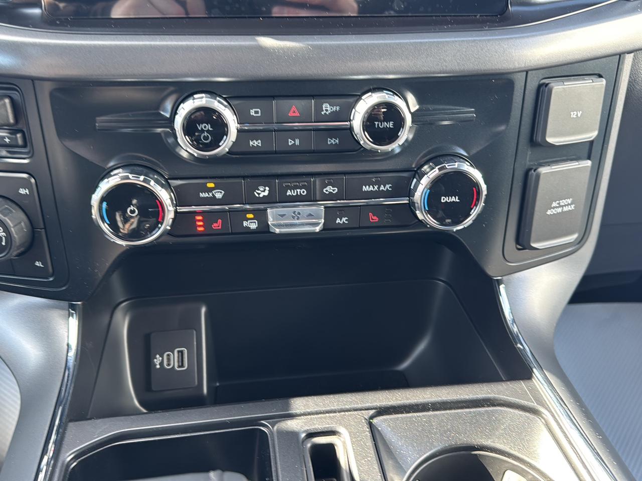 2026 Ford F-150 XLT Photo