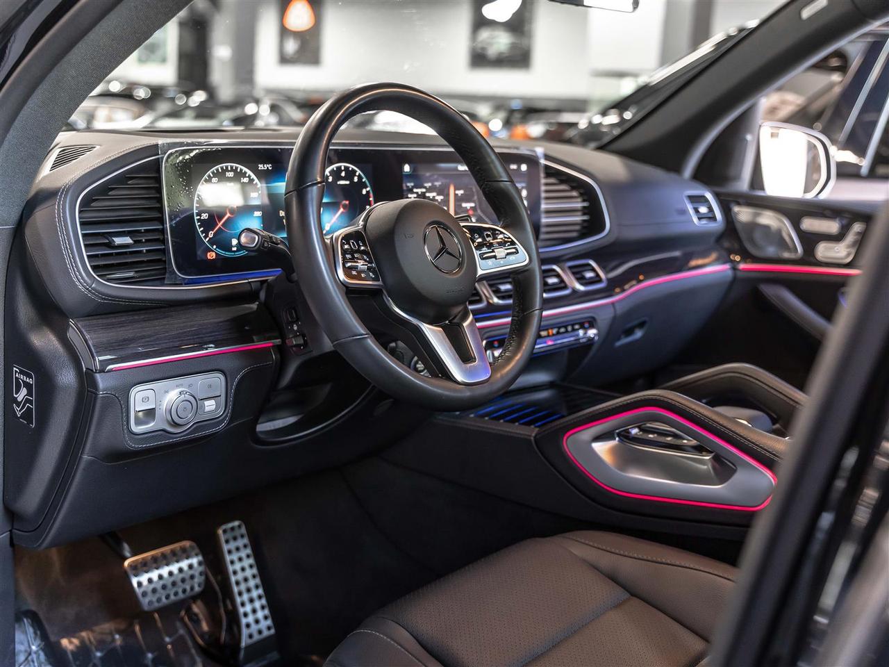 2022 Mercedes-Benz GLS $5000 DOWN $599 BI WEEKLY ** GLS 450|4 NEW TIRES|AMG PKG|INTELLIGENT DRIVE|TECH PKG|7PASSENGER Photo4