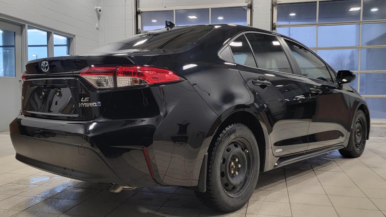 2023 Toyota Corolla Hybrid LE Photo