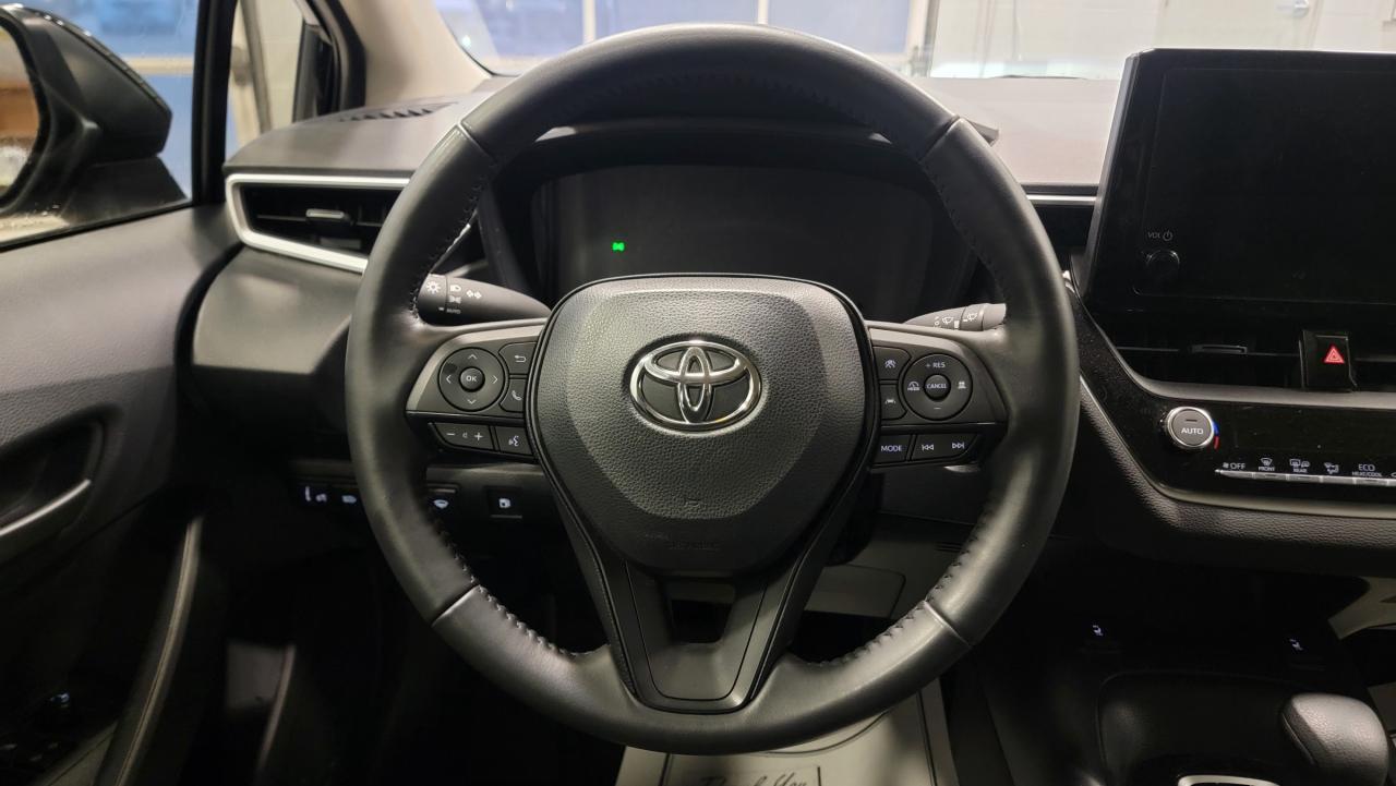 2023 Toyota Corolla Hybrid LE Photo