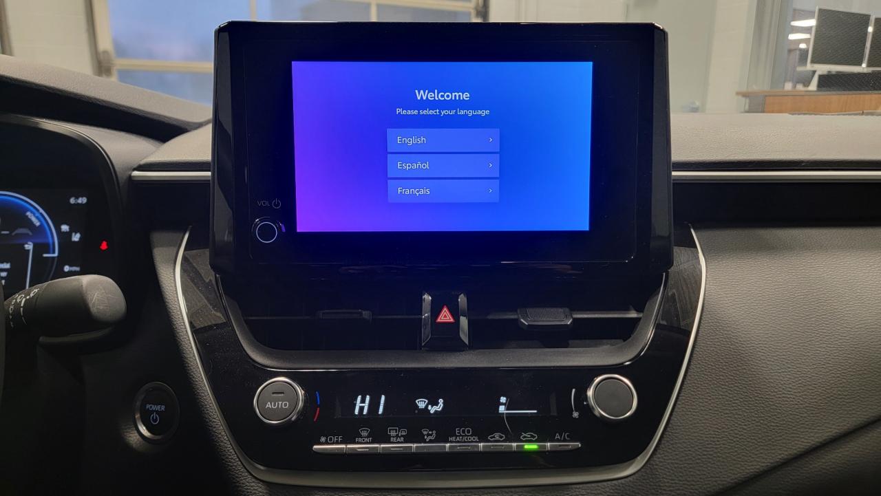 2023 Toyota Corolla Hybrid LE Photo