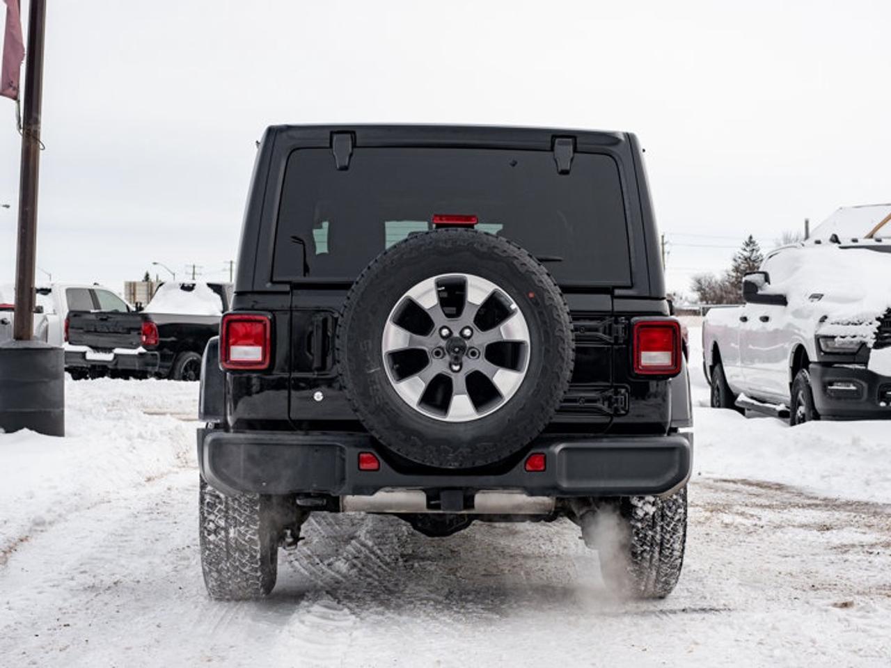 2018 Jeep Wrangler Unlimited Sahara Photo