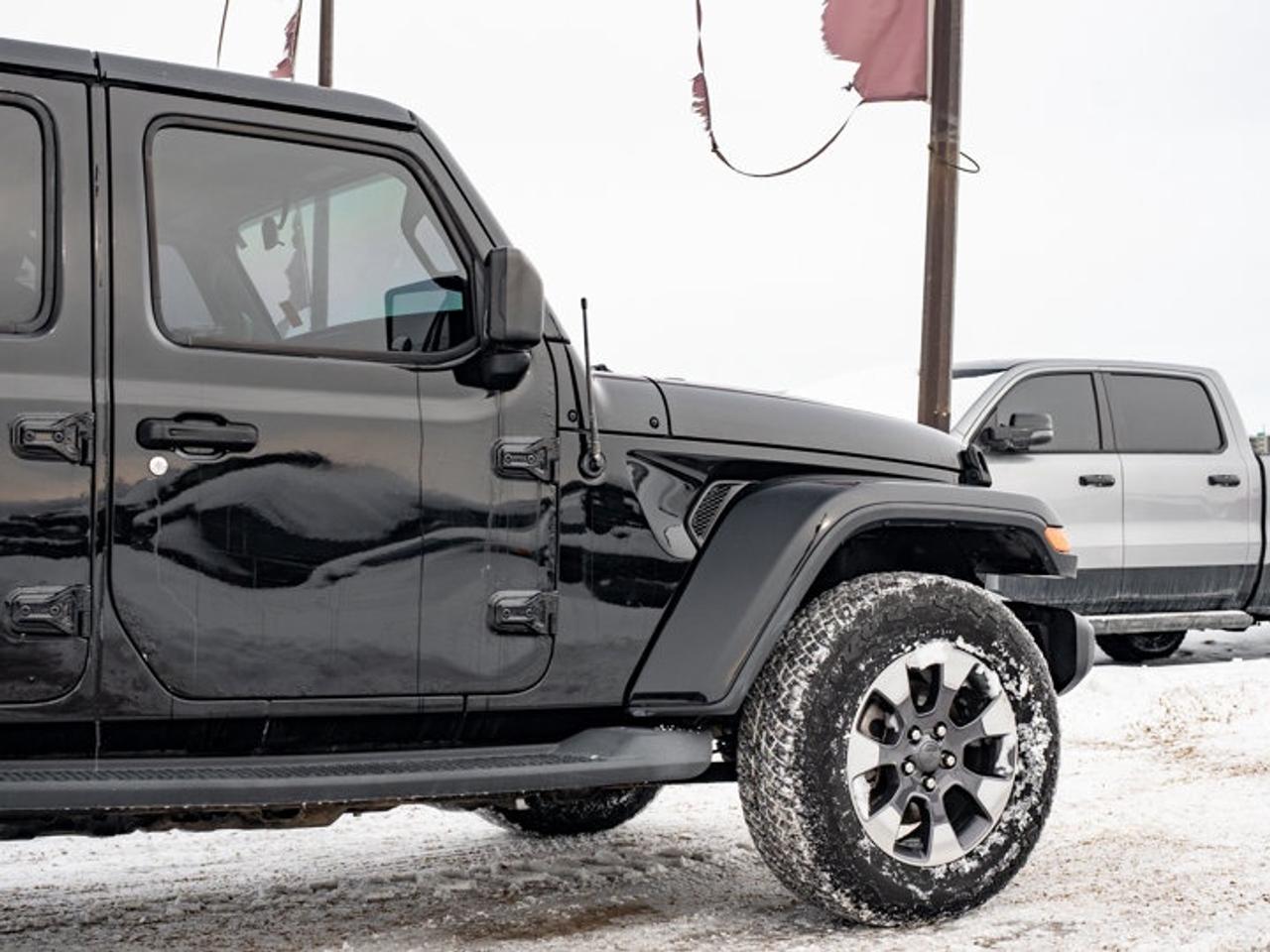 2018 Jeep Wrangler Unlimited Sahara Photo