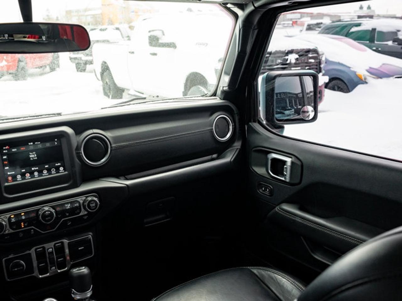 2018 Jeep Wrangler Unlimited Sahara Photo