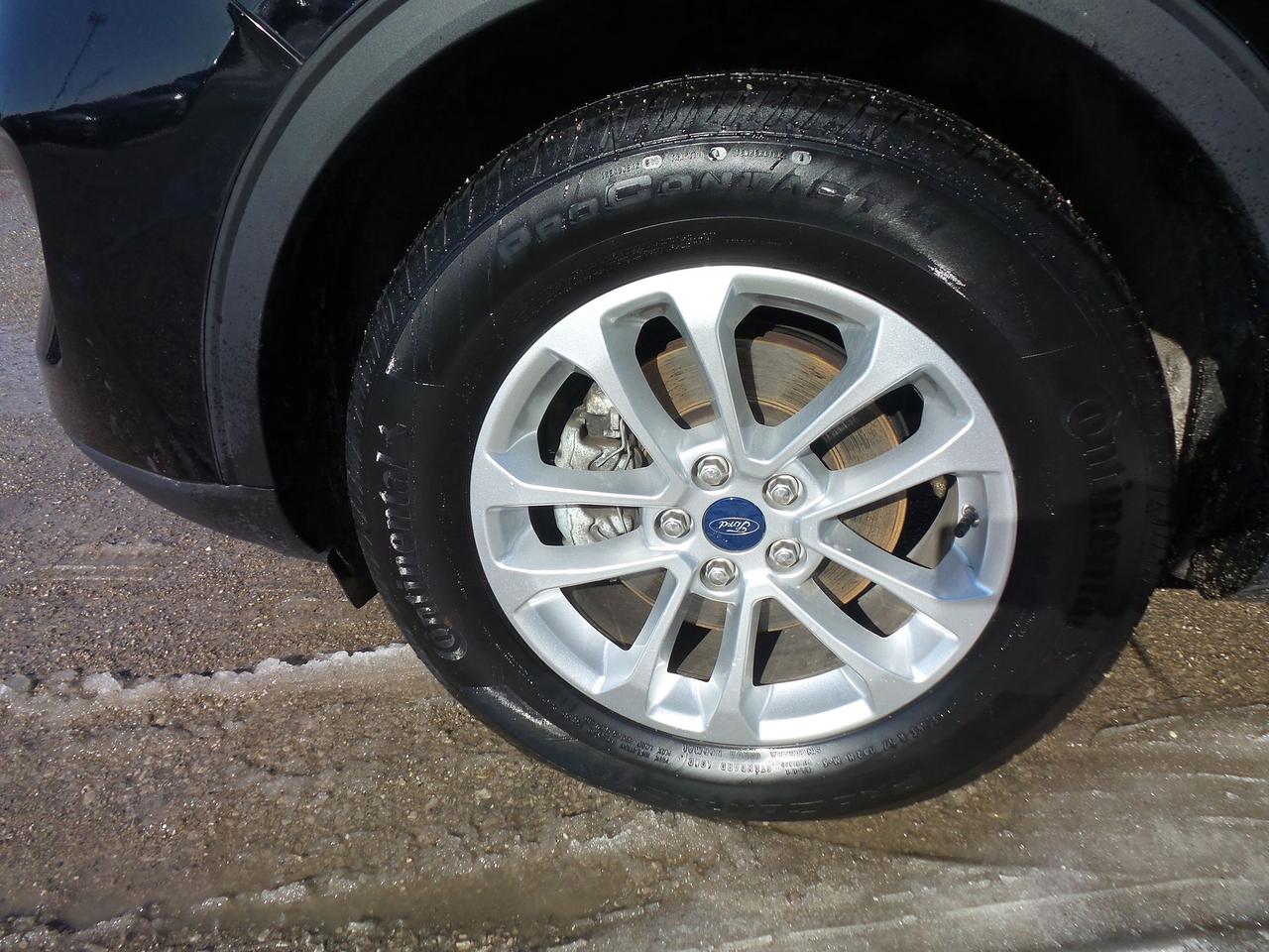 2022 Ford Escape SE, AWD, LOCAL TRADE, NAVIGATION, HEATED SEATS! Photo