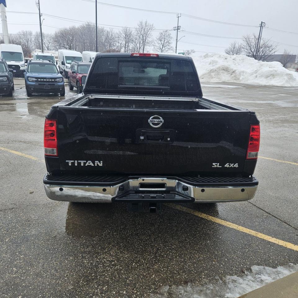 2014 Nissan Titan CREW CAB, SL, LEATHER, MOONROOF, AS TRADED Photo3