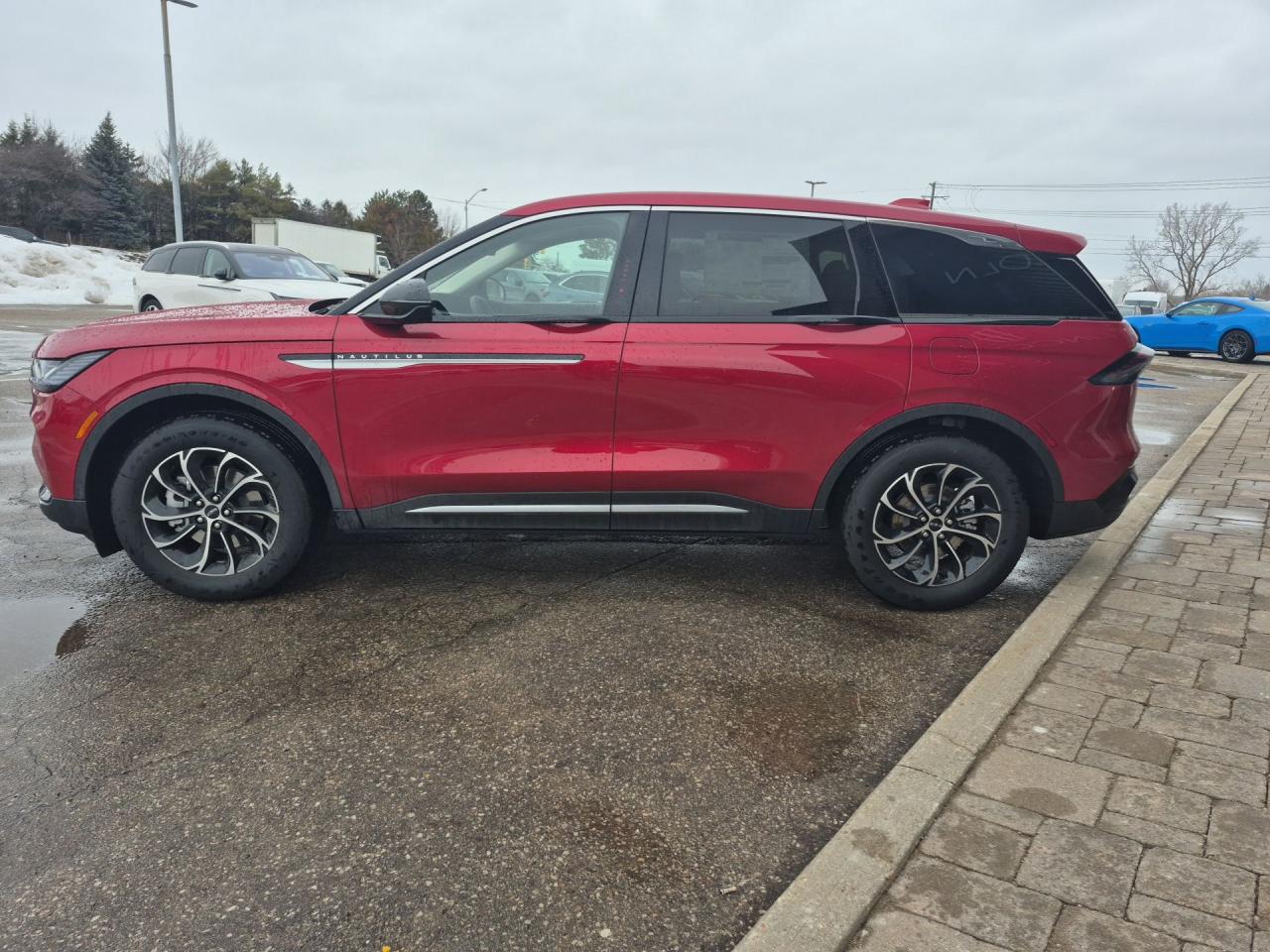 2026 Lincoln Nautilus PREMIERE, ADAPTIVE CRUISE, PANO ROOF, PHONE AS KEY Photo4