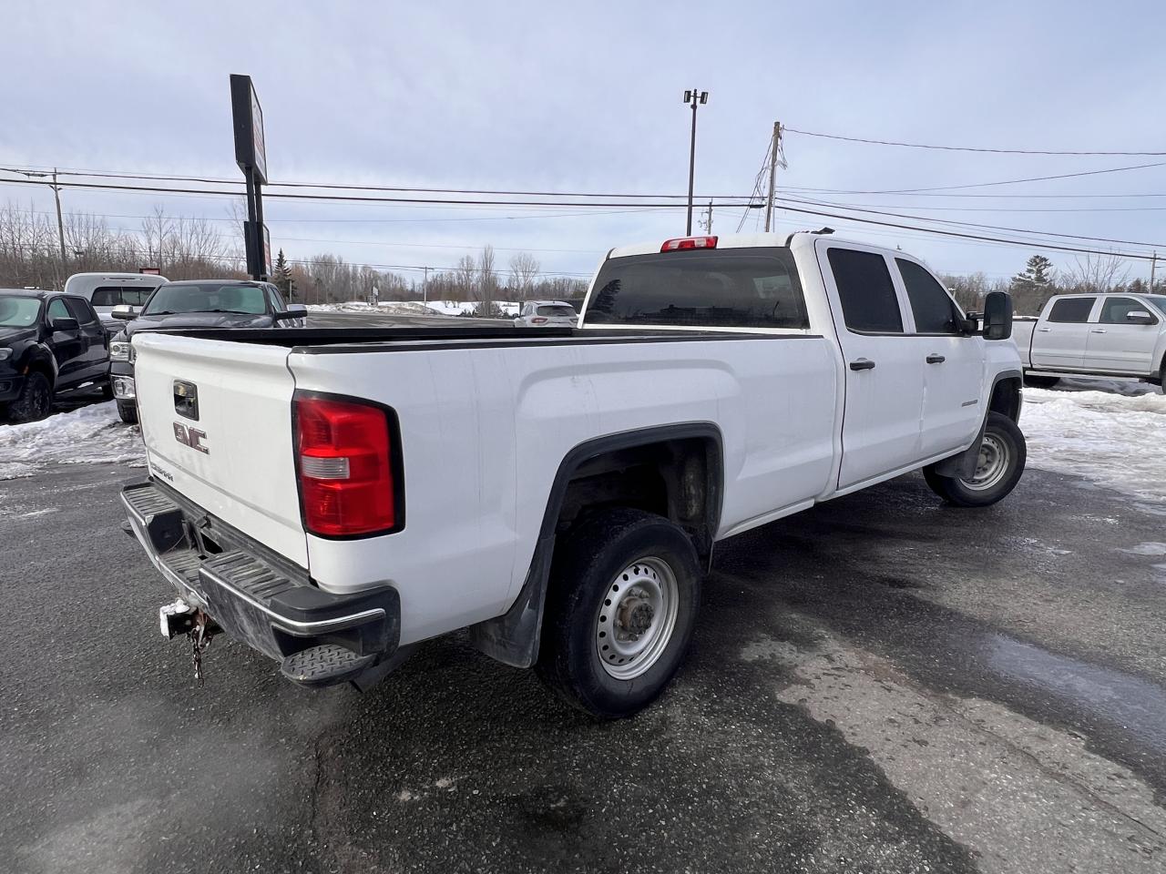 2015 GMC Sierra 2500 WT Photo4