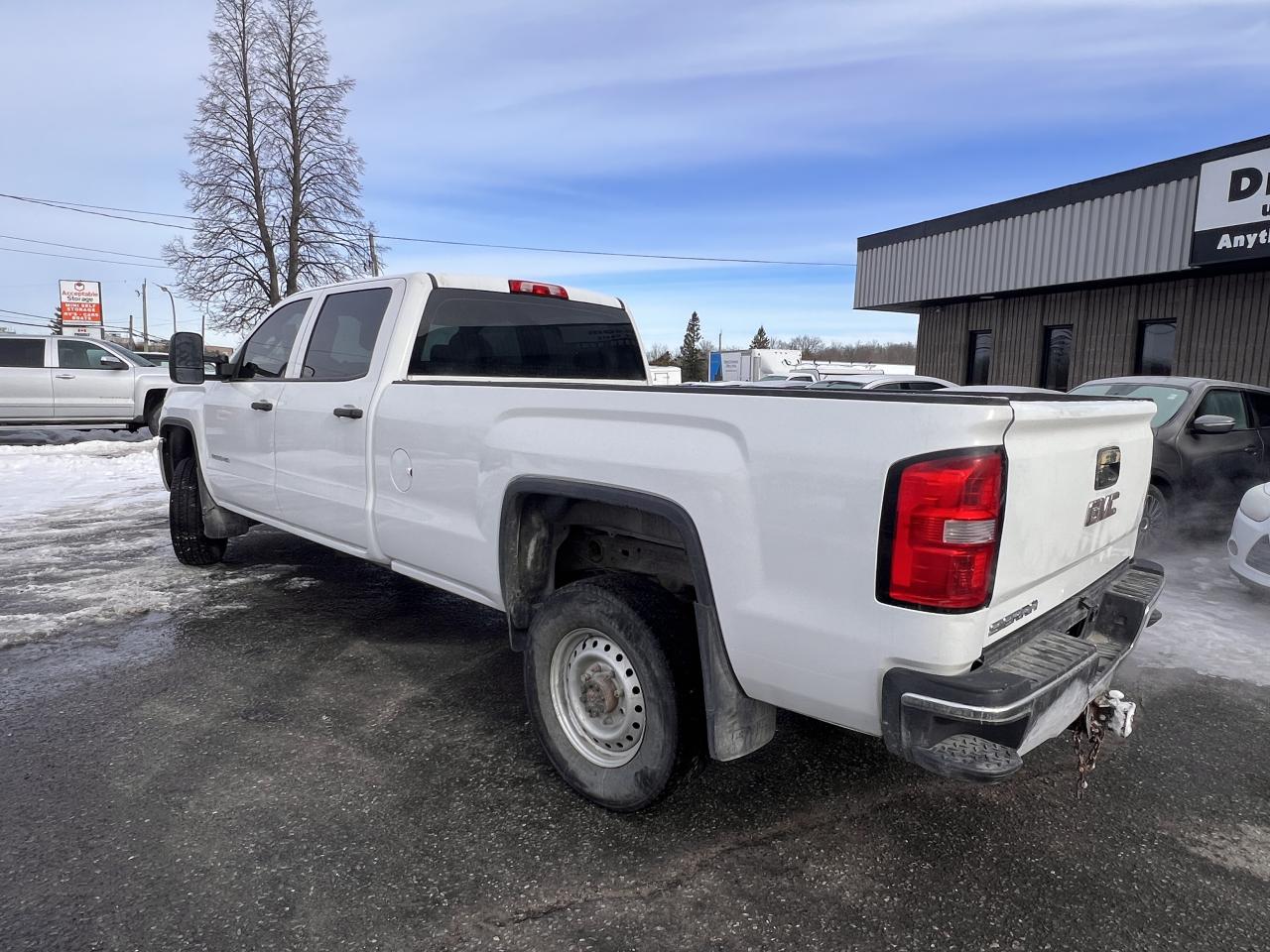 2015 GMC Sierra 2500 WT Photo2