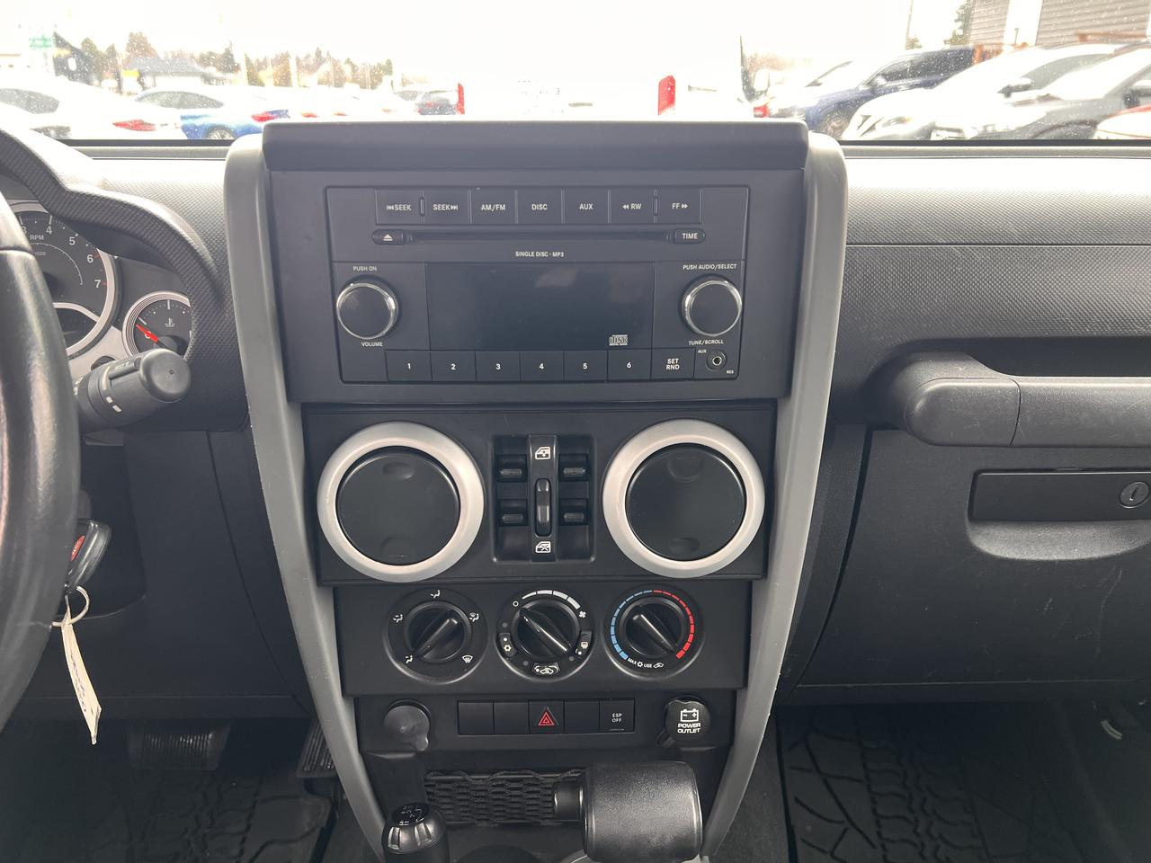 2009 Jeep Wrangler Sahara Photo