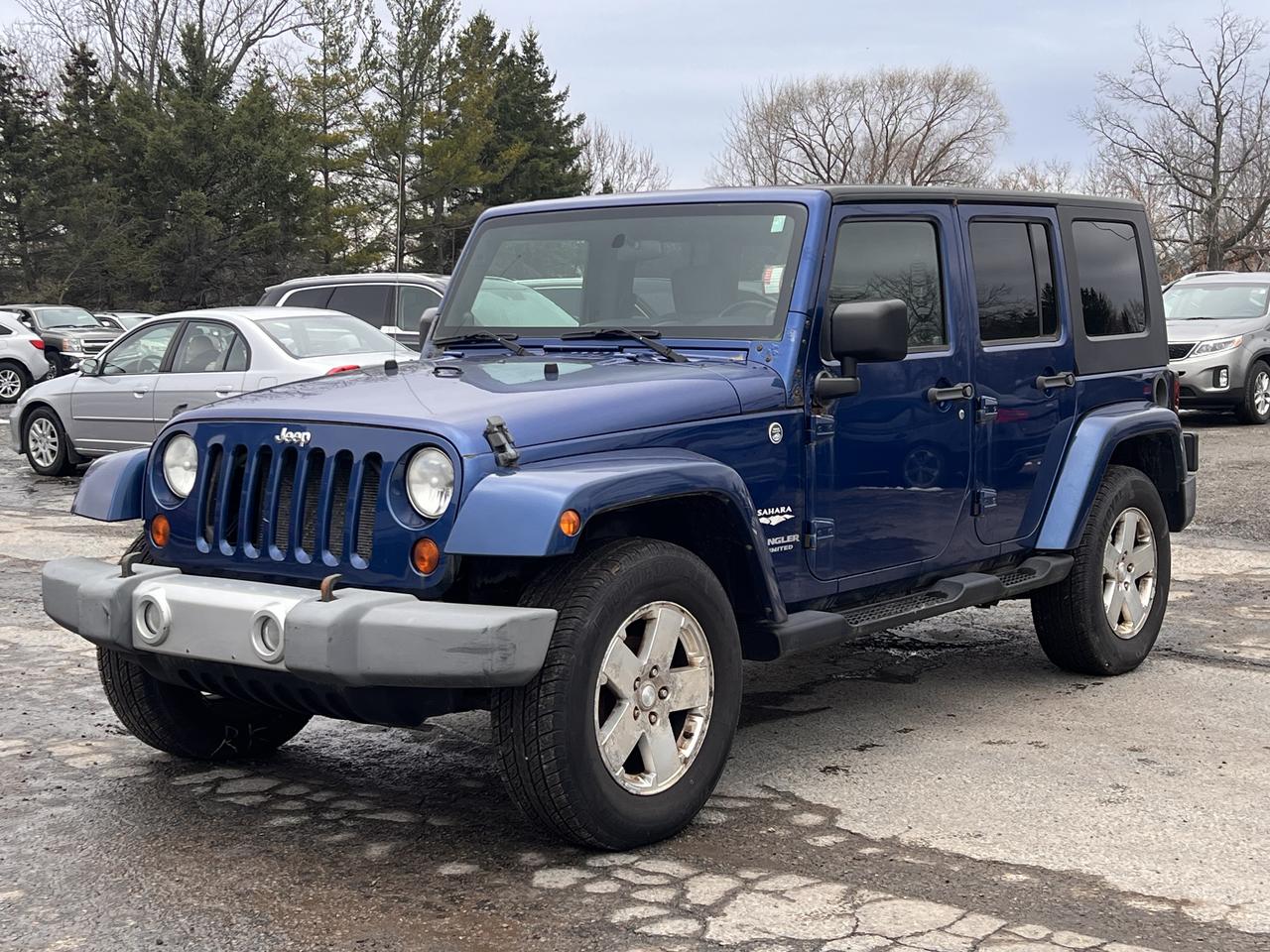 2009 Jeep Wrangler Sahara Photo