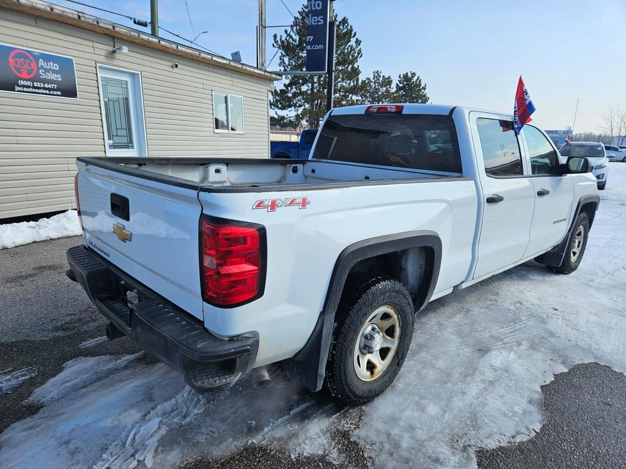 2016 Chevrolet Silverado 1500 4WD Crew Cab 153.0" Work Truck Photo