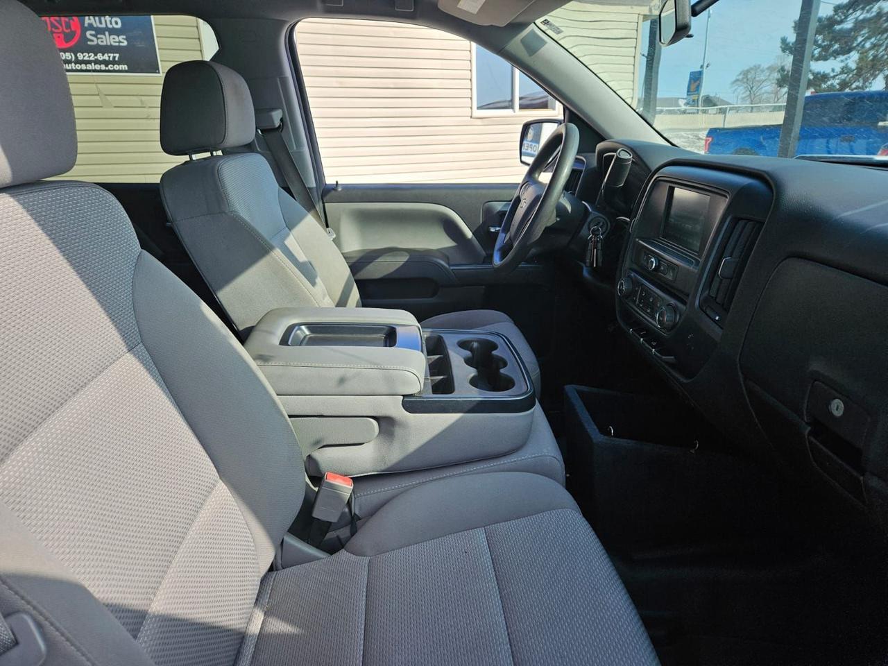 2016 Chevrolet Silverado 1500 4WD Crew Cab 153.0" Work Truck Photo