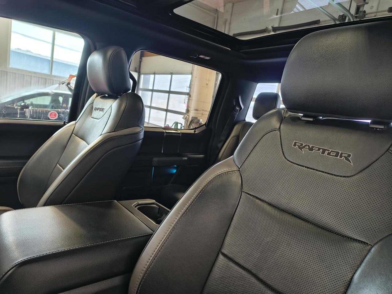 2018 Ford F-150 RAPTOR Photo0