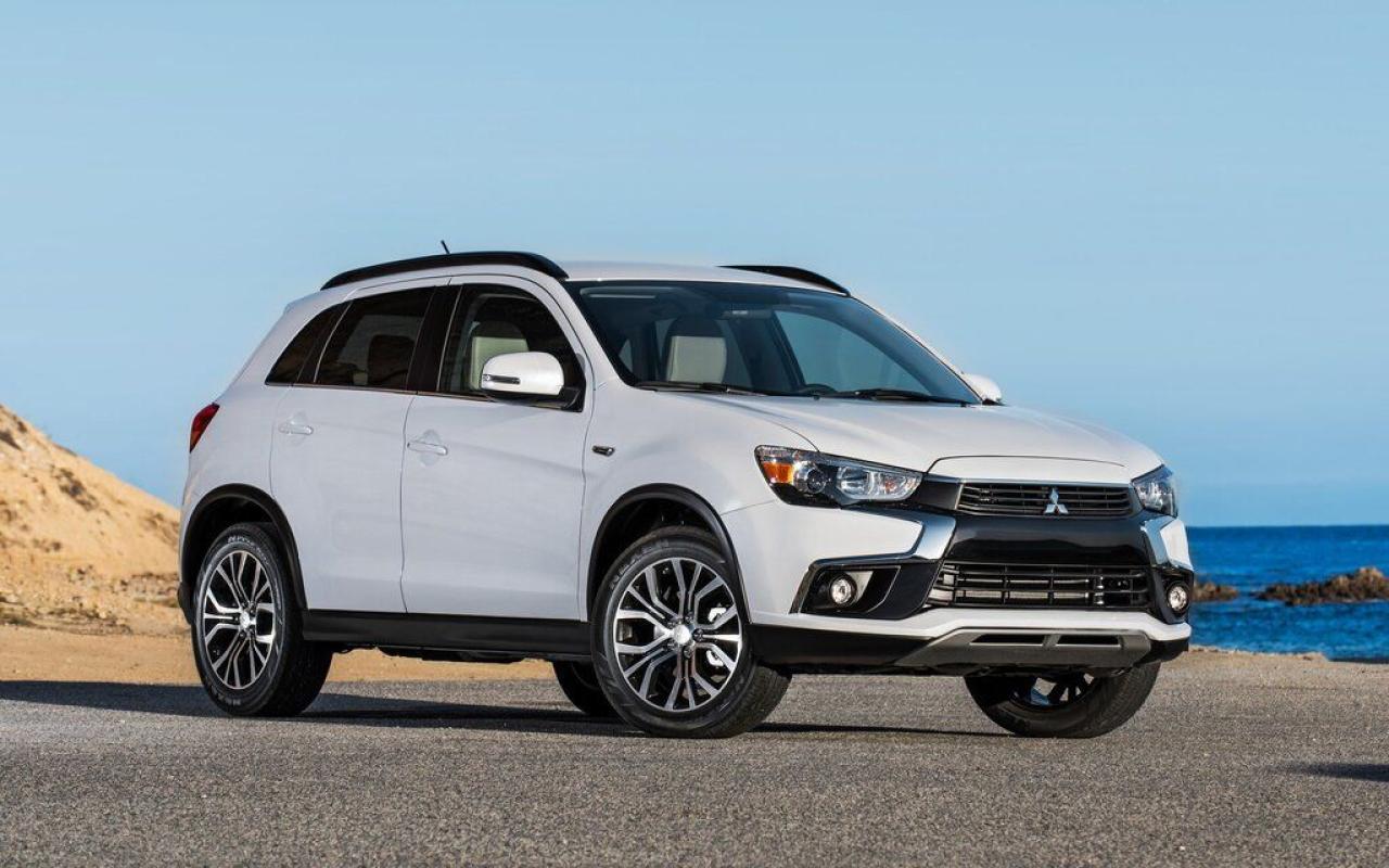 2017 Mitsubishi RVR SE Limited Edition - Photo #1