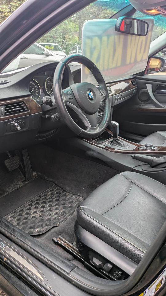 2011 BMW 328i Sedan 328i xDrive AWD Classic Ed. Clean CarFax Finaning Photo