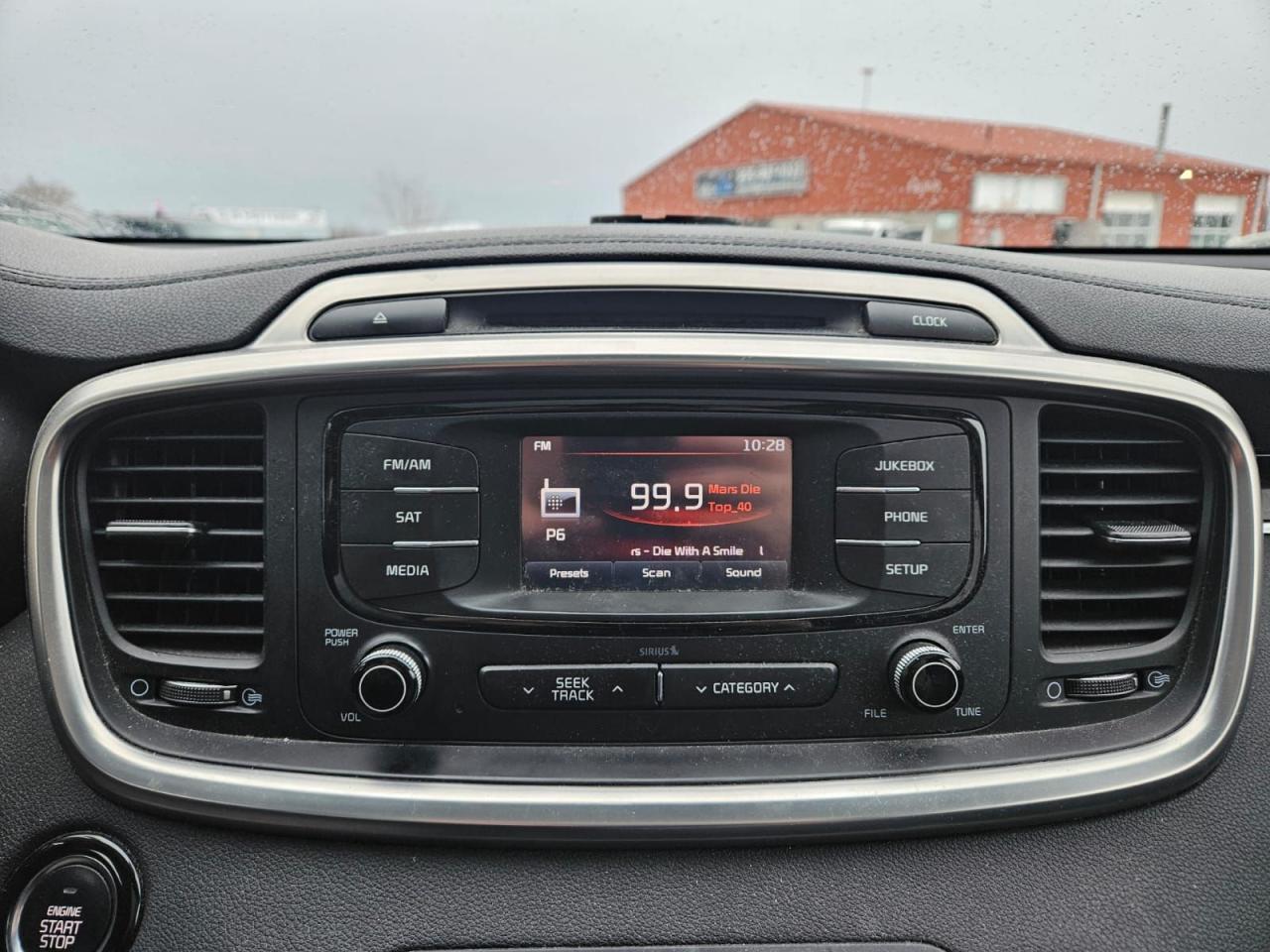 2016 Kia Sorento AWD 4dr 3.3L EX 7-Seater Photo