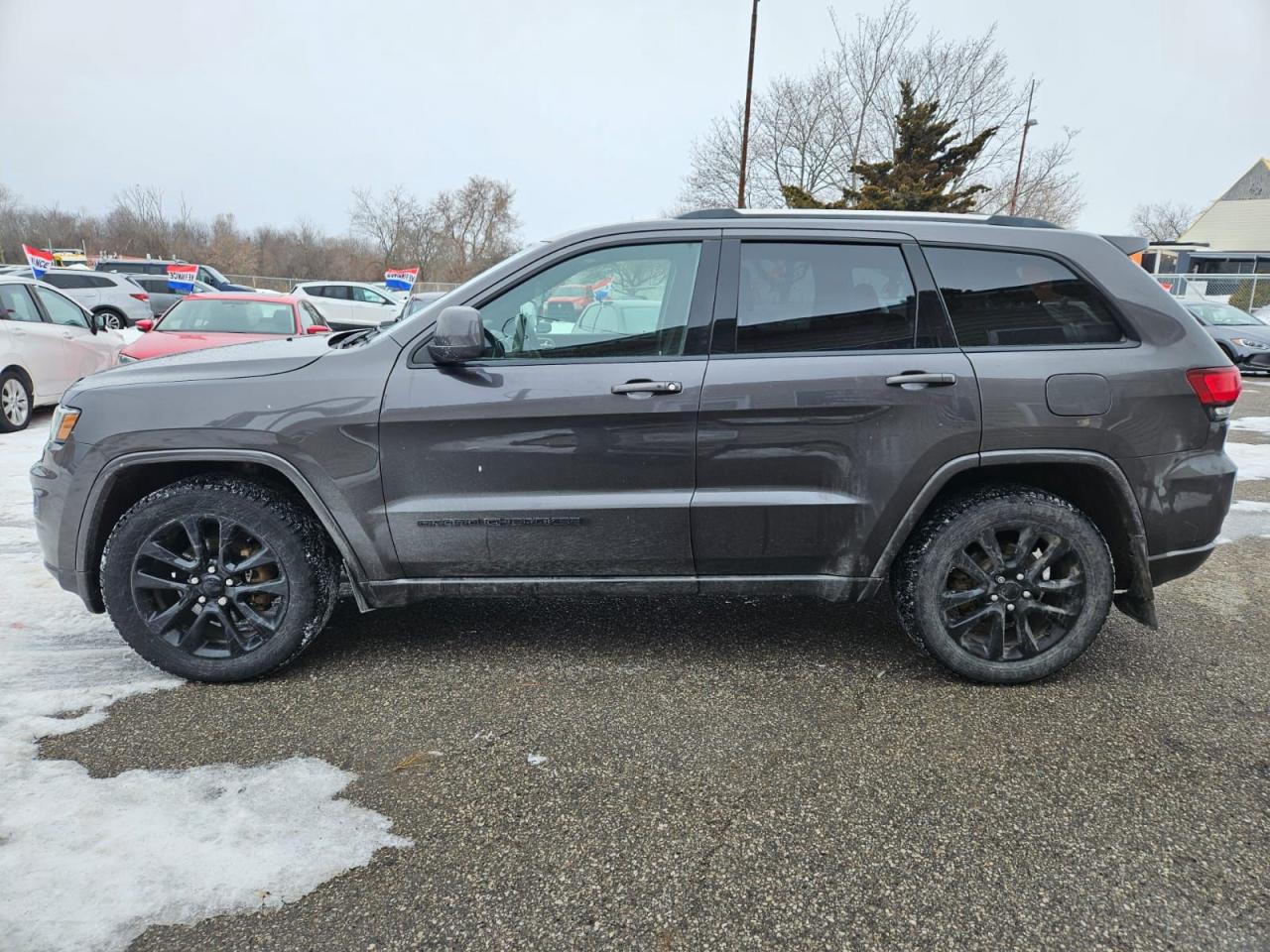 2019 Jeep Grand Cherokee ALTITUDE 4X4 Photo3