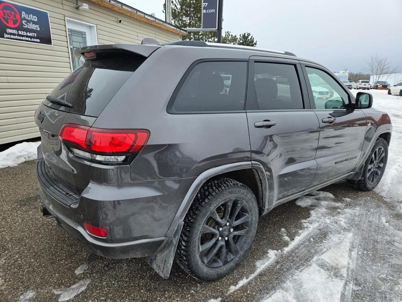 2019 Jeep Grand Cherokee ALTITUDE 4X4 Photo