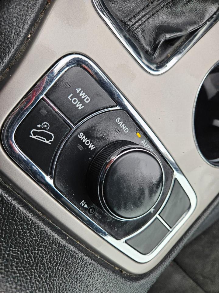 2019 Jeep Grand Cherokee ALTITUDE 4X4 Photo