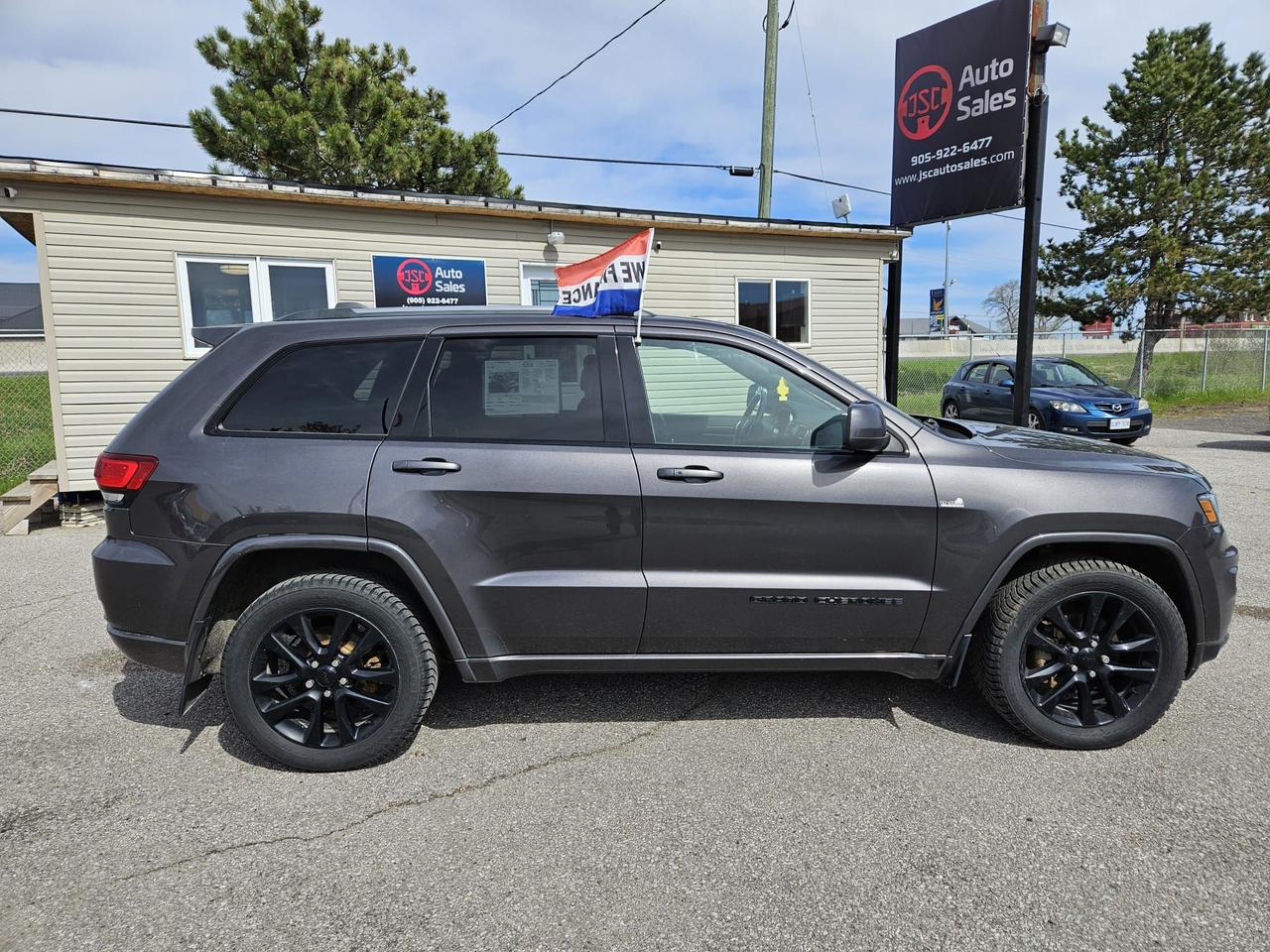 2019 Jeep Grand Cherokee ALTITUDE 4X4 Photo