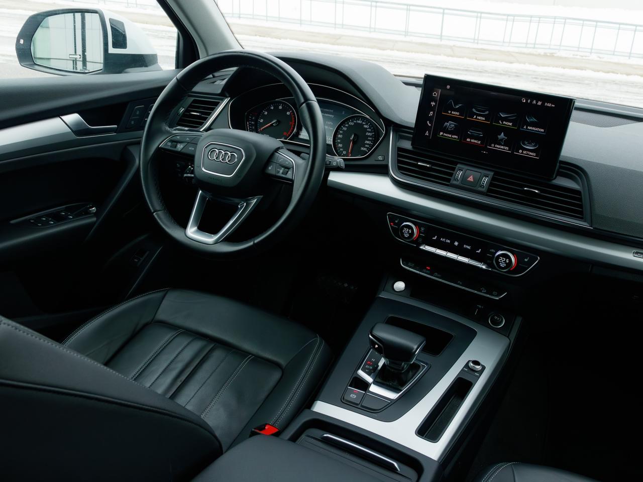 2023 Audi Q5 Komfort| CLEAN CARFAX| NO ACCIDENTS | Photo