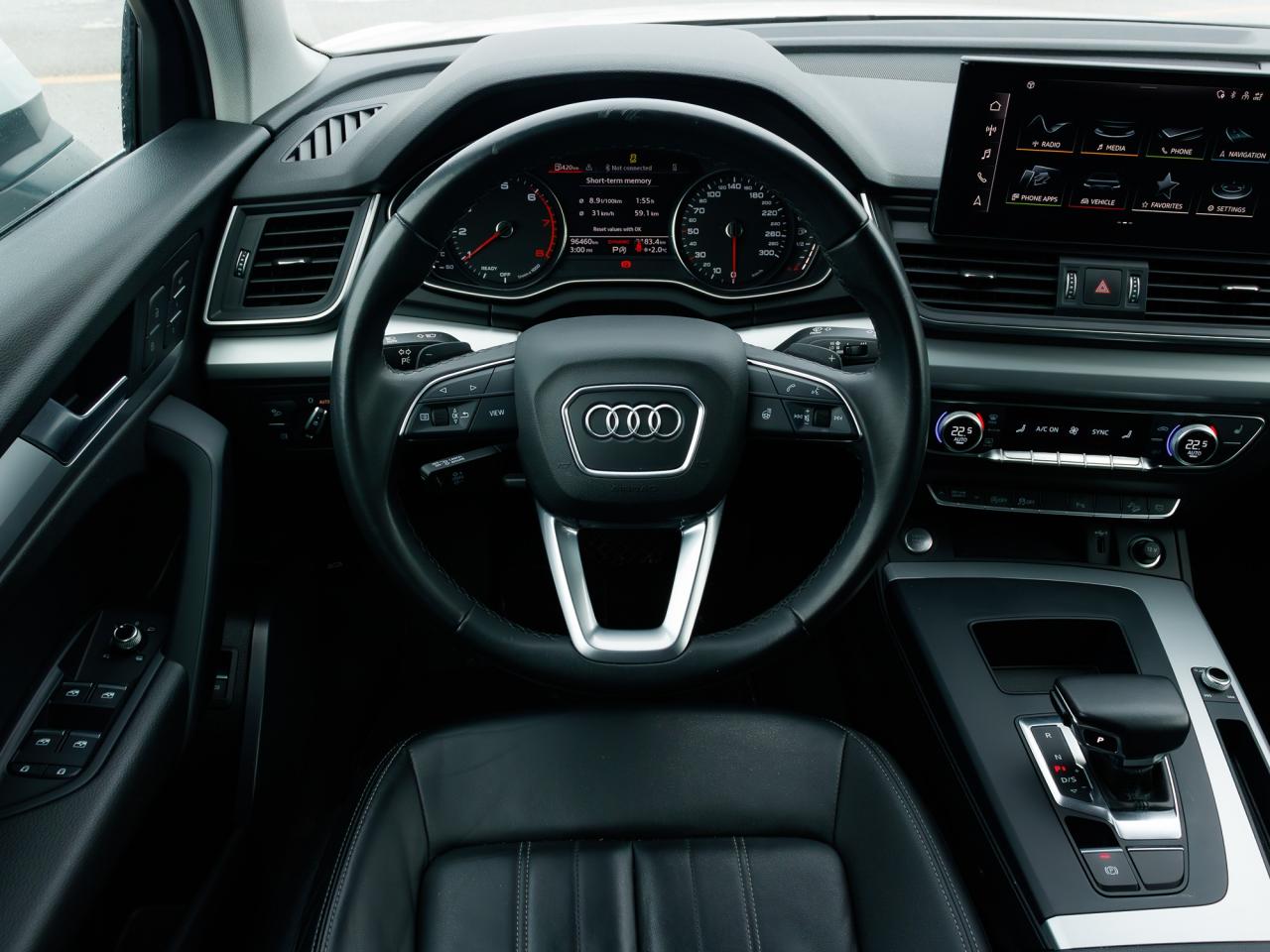 2023 Audi Q5 Komfort| CLEAN CARFAX| NO ACCIDENTS | Photo