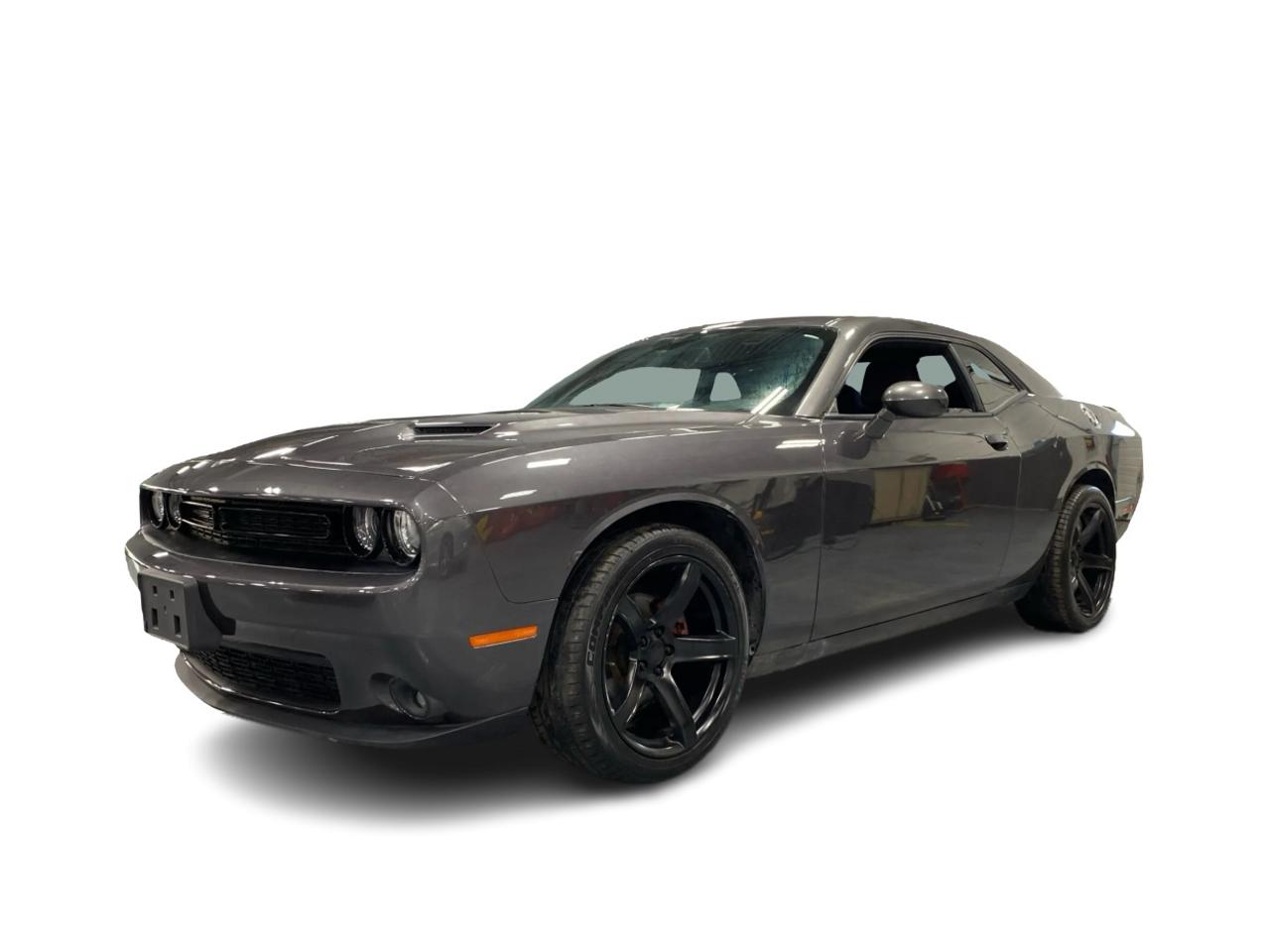 2018 Dodge Challenger SXT RWD - Photo #1