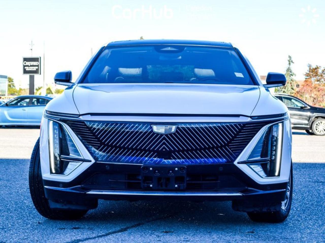 2024 Cadillac LYRIQ Tech 33"Display Glass Roof w/Power Shade Blind Spot R-Start Photo