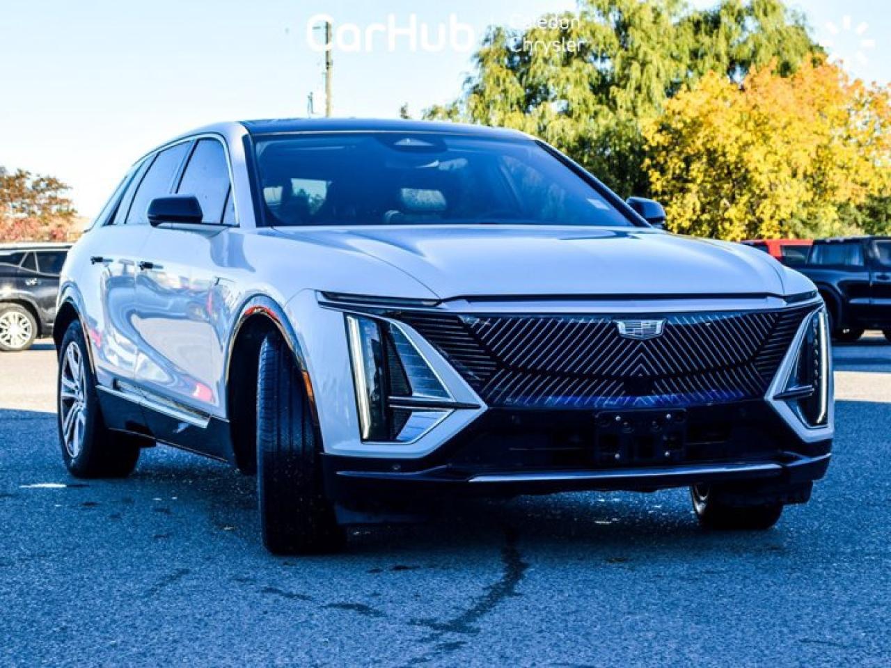 2024 Cadillac LYRIQ Tech 33"Display Glass Roof w/Power Shade Blind Spot R-Start Photo