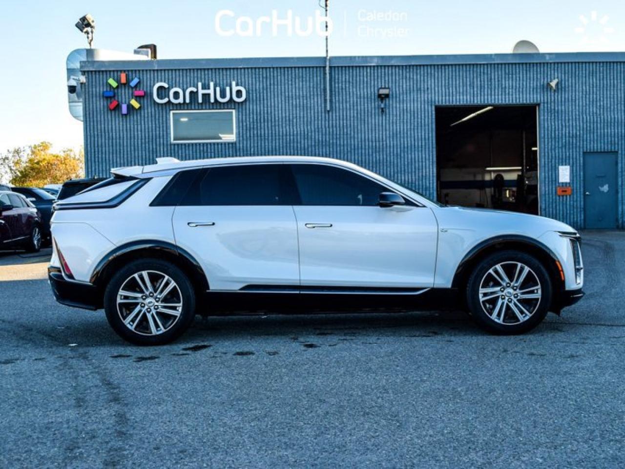 2024 Cadillac LYRIQ Tech 33"Display Glass Roof w/Power Shade Blind Spot R-Start Photo