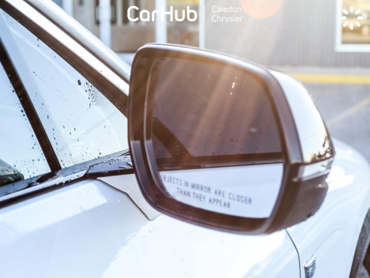 2024 Cadillac LYRIQ Tech 33"Display Glass Roof w/Power Shade Blind Spot R-Start Photo