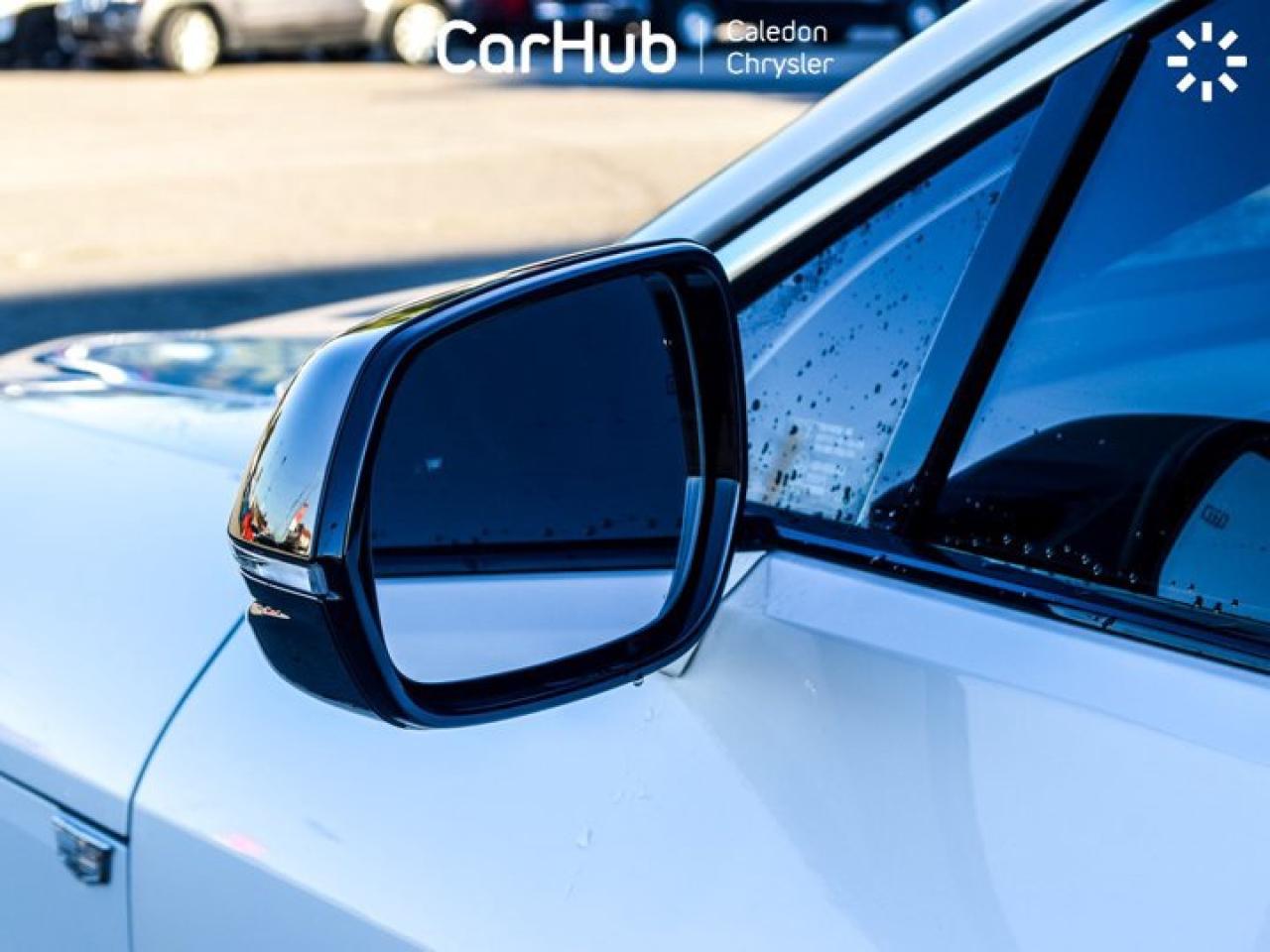 2024 Cadillac LYRIQ Tech 33"Display Glass Roof w/Power Shade Blind Spot R-Start Photo