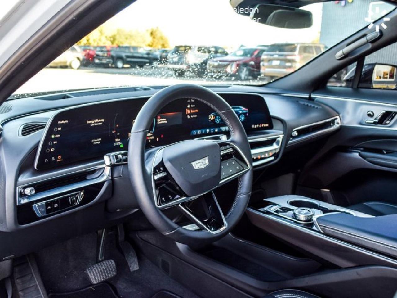 2024 Cadillac LYRIQ Tech 33"Display Glass Roof w/Power Shade Blind Spot R-Start Photo