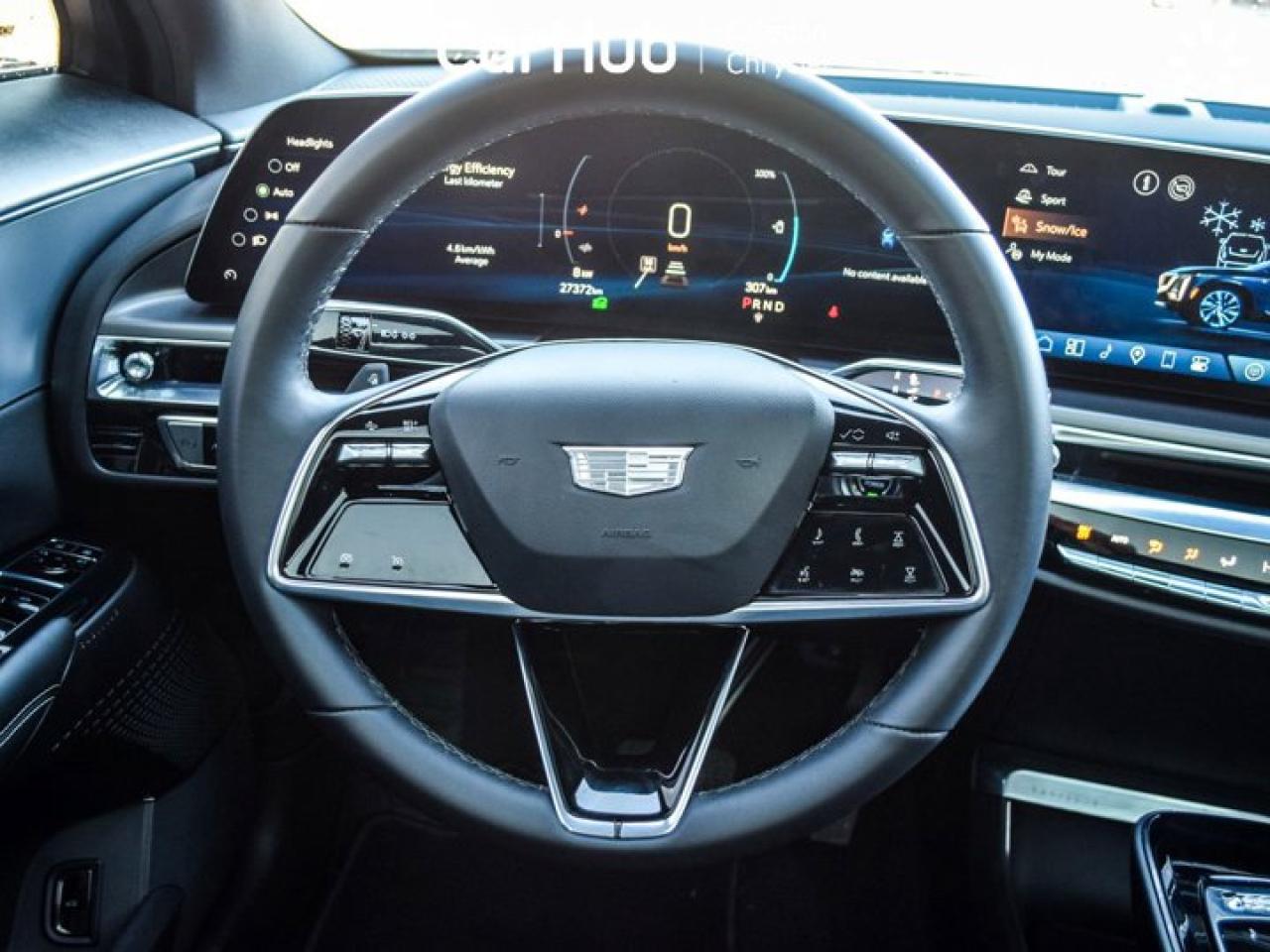 2024 Cadillac LYRIQ Tech 33"Display Glass Roof w/Power Shade Blind Spot R-Start Photo