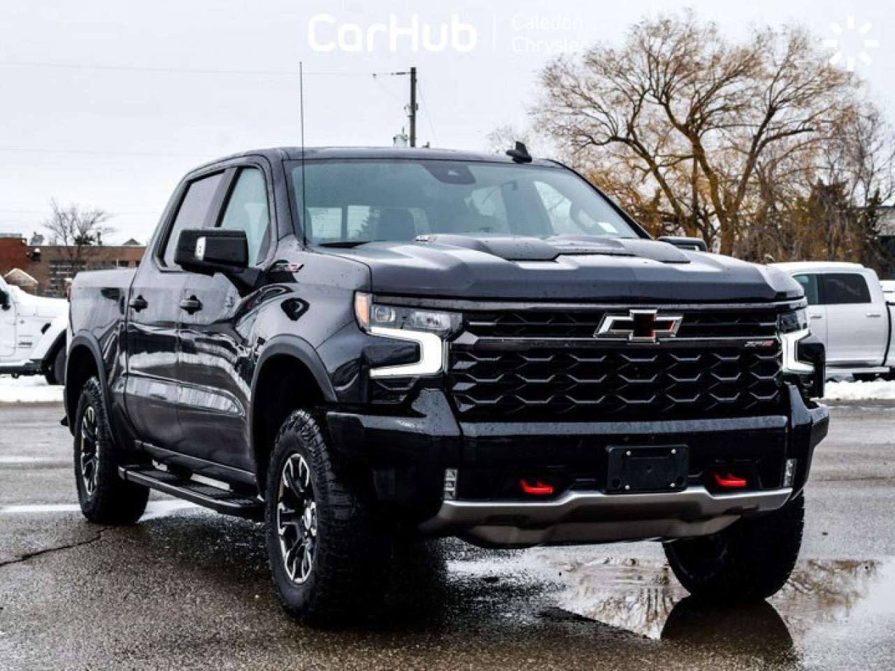 2024 Chevrolet Silverado 1500 ZR2 4WD Crew Cab 147"6.2L Leather 5 passengers with captain chair Photo