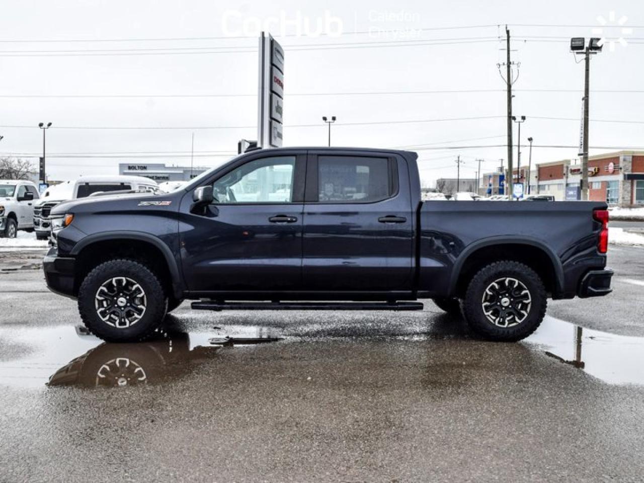 2024 Chevrolet Silverado 1500 ZR2 4WD Crew Cab 147"6.2L Leather 5 passengers with captain chair Photo