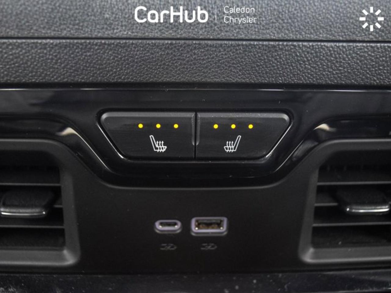 2024 Chevrolet Silverado 1500 ZR2 4WD Crew Cab 147"6.2L Leather 5 passengers with captain chair Photo