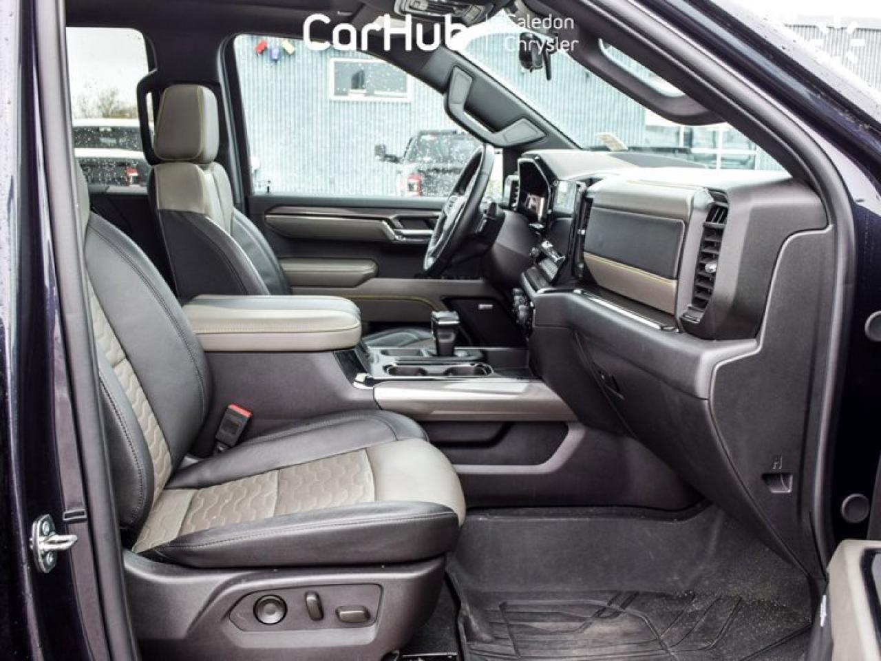 2024 Chevrolet Silverado 1500 ZR2 4WD Crew Cab 147"6.2L Leather 5 passengers with captain chair Photo
