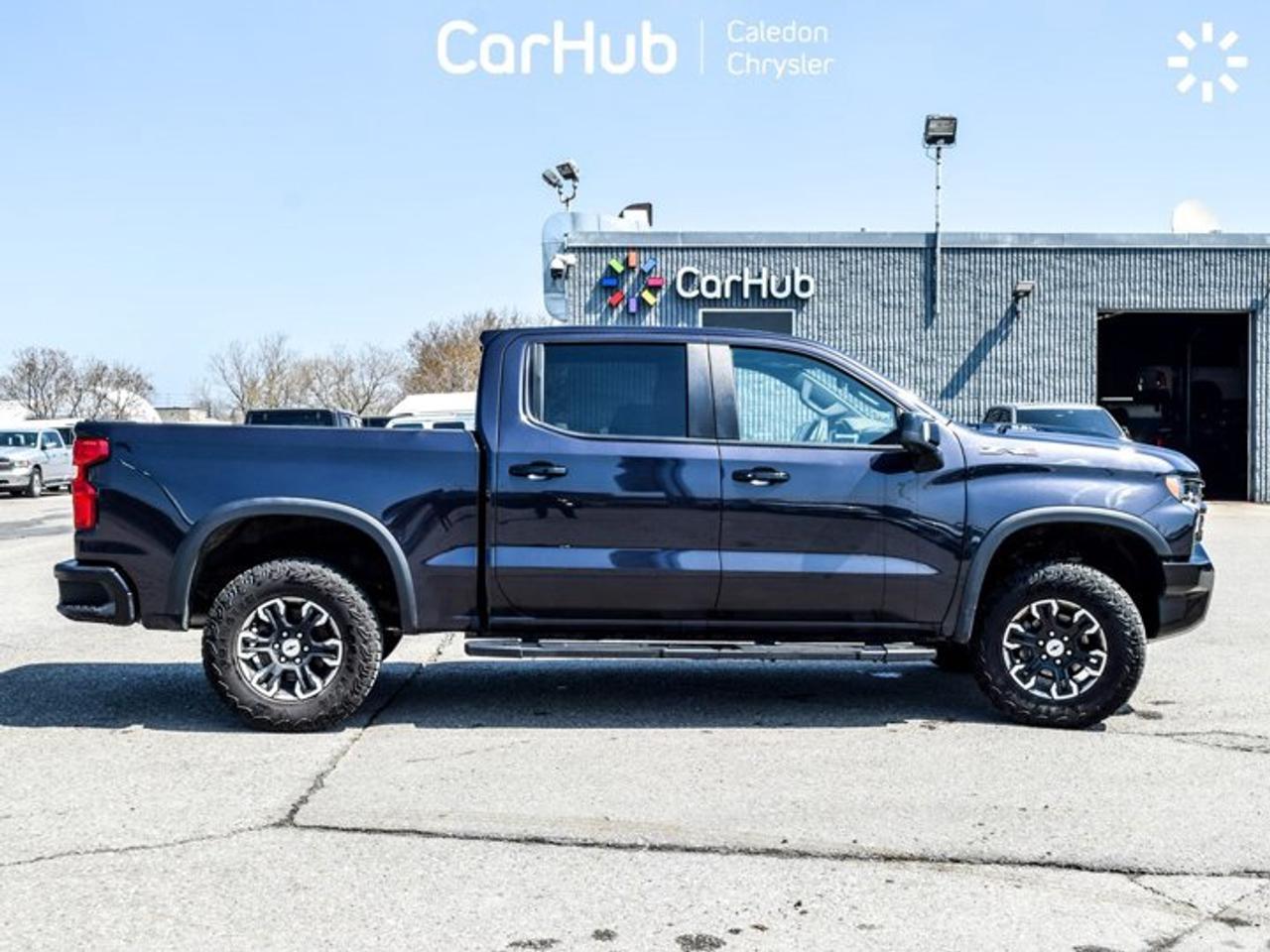 2024 Chevrolet Silverado 1500 ZR2 4WD Crew Cab 147"6.2L Leather 5 passengers with captain chair Photo