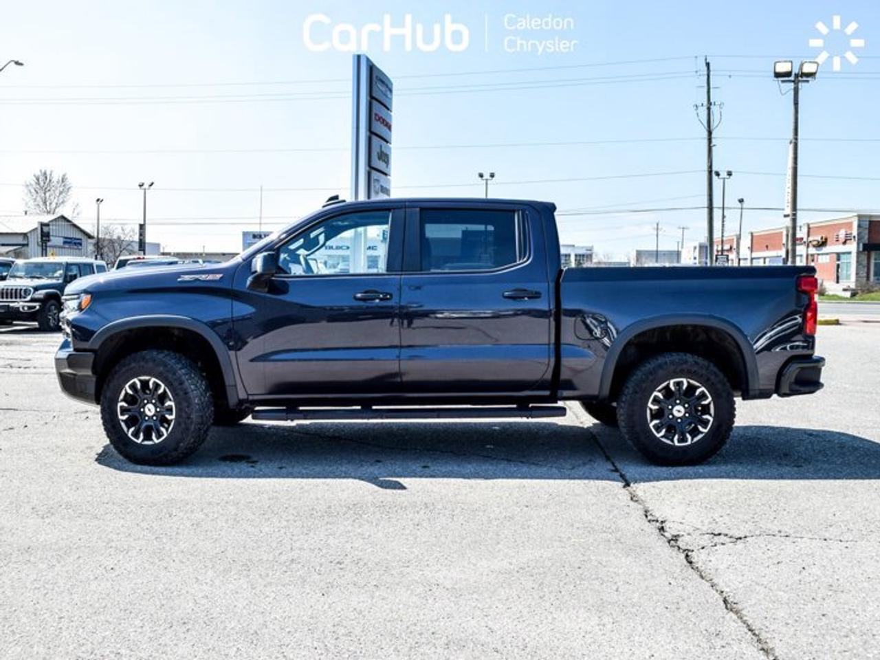 2024 Chevrolet Silverado 1500 ZR2 4WD Crew Cab 147"6.2L Leather 5 passengers with captain chair Photo