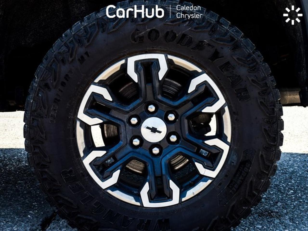 2024 Chevrolet Silverado 1500 ZR2 4WD Crew Cab 147"6.2L Leather 5 passengers with captain chair Photo