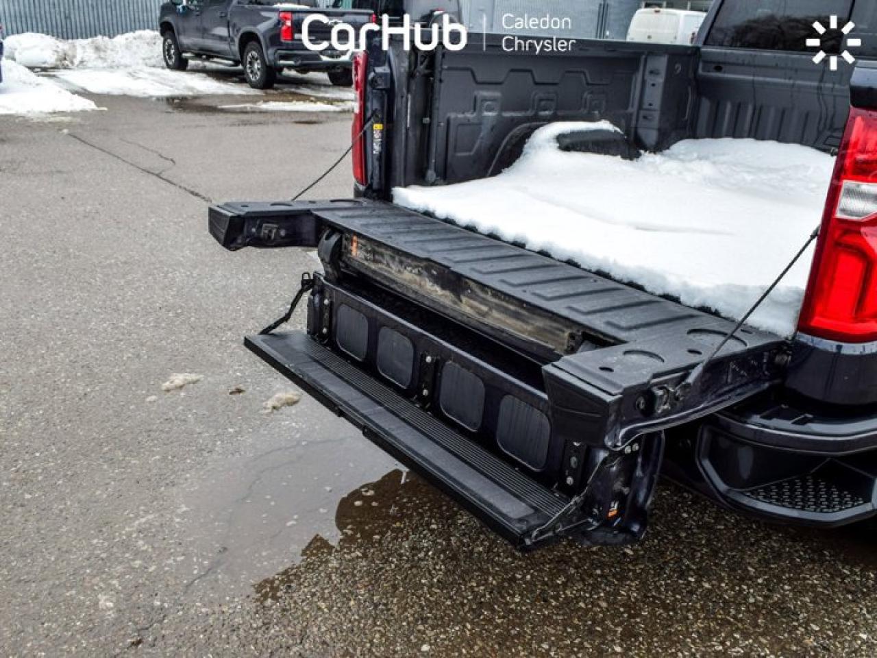 2024 Chevrolet Silverado 1500 RST4WD Crew Cab 147" 5.3L Leather  5 passengers with captain chair Photo