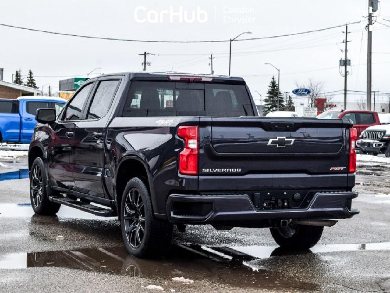 2024 Chevrolet Silverado 1500 RST4WD Crew Cab 147" 5.3L Leather  5 passengers with captain chair Photo