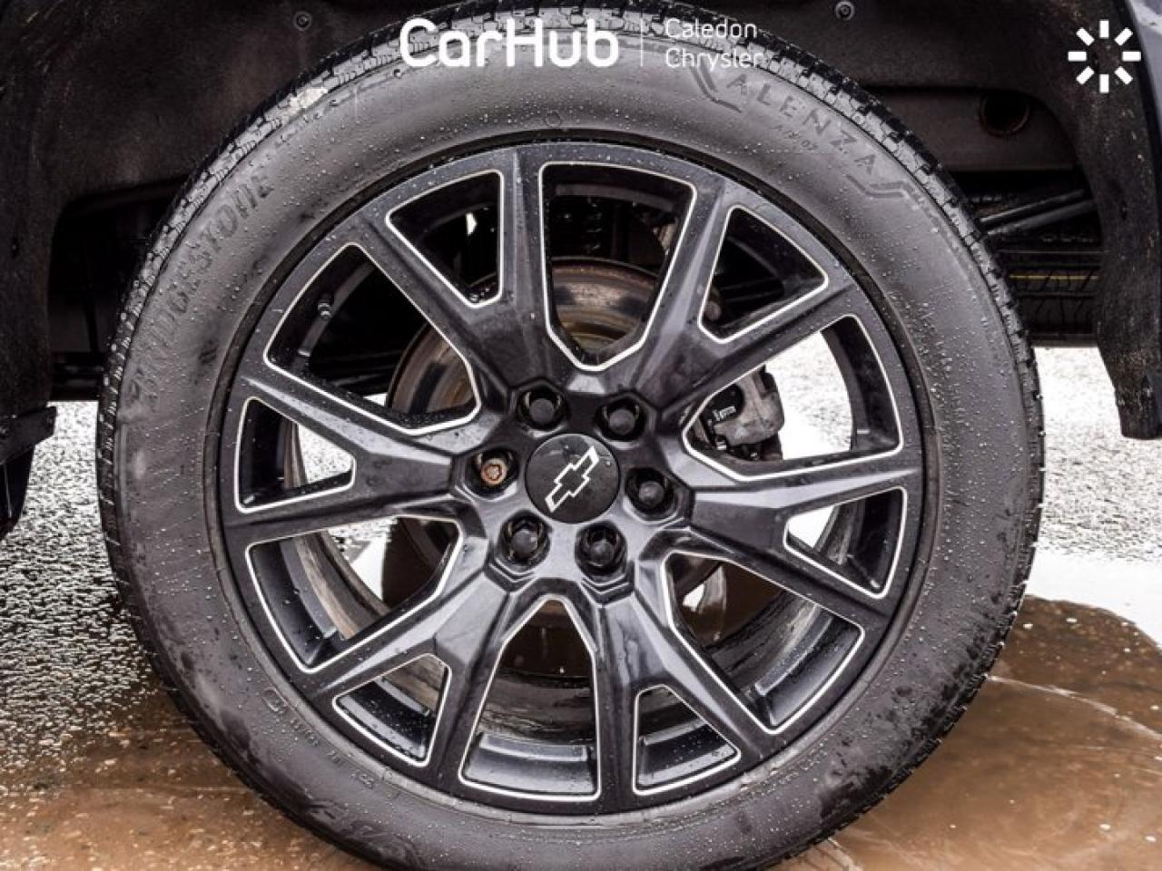 2024 Chevrolet Silverado 1500 RST4WD Crew Cab 147" 5.3L Leather  5 passengers with captain chair Photo