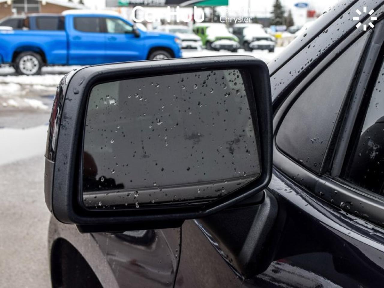 2024 Chevrolet Silverado 1500 RST4WD Crew Cab 147" 5.3L Leather  5 passengers with captain chair Photo