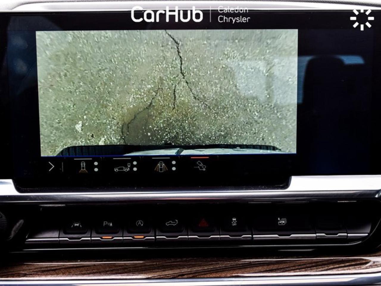 2024 Chevrolet Silverado 1500 RST4WD Crew Cab 147" 5.3L Leather  5 passengers with captain chair Photo