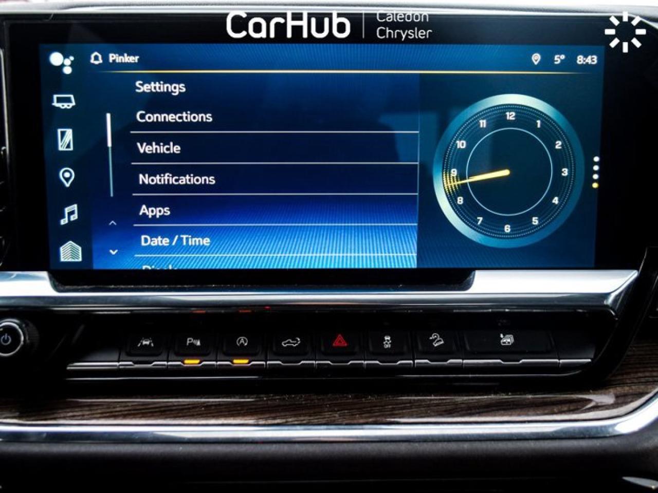 2024 Chevrolet Silverado 1500 RST4WD Crew Cab 147" 5.3L Leather  5 passengers with captain chair Photo