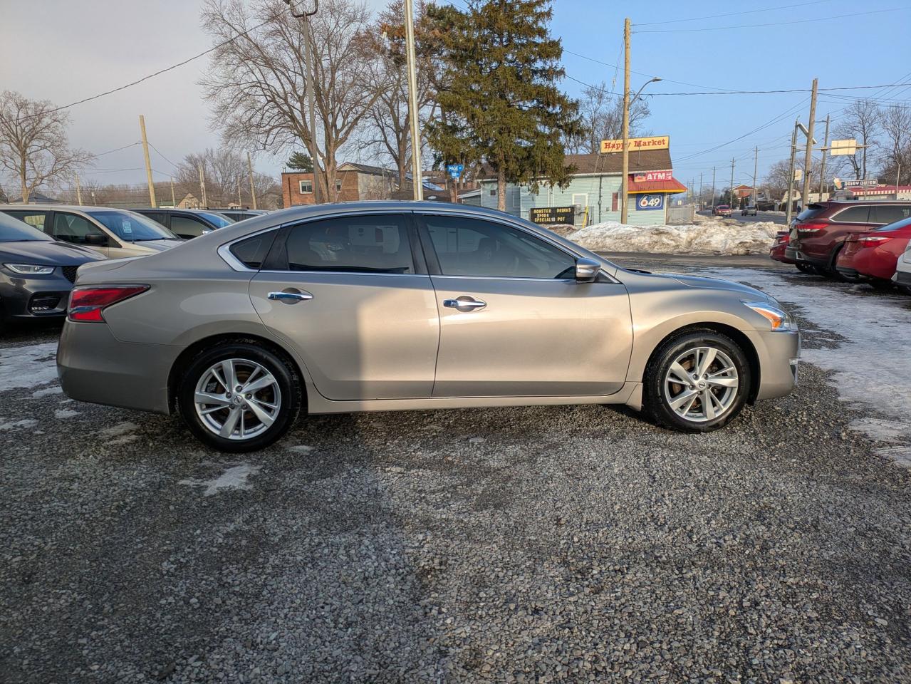 2014 Nissan Altima 4dr Sdn I4 CVT 2.5 SL Photo